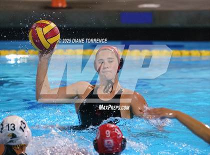 Thumbnail 3 in Orange Lutheran vs. Foothill photogallery.