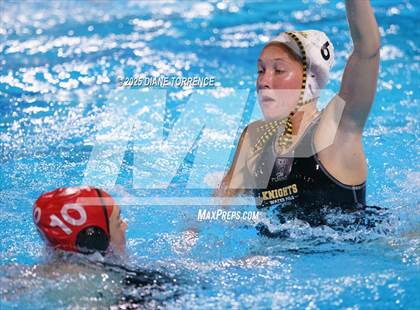 Thumbnail 3 in Orange Lutheran vs. Foothill photogallery.