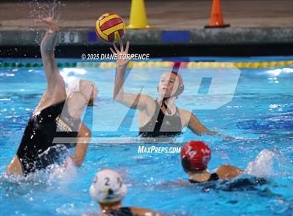 Thumbnail 3 in Orange Lutheran vs. Foothill photogallery.