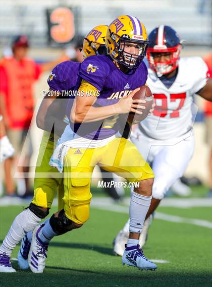 Thumbnail 2 in Byrd vs. West Monroe (Battle on the Border) photogallery.