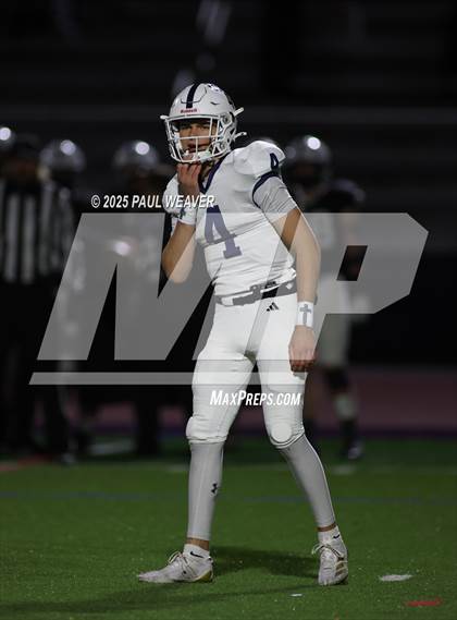 Thumbnail 2 in Hollidaysburg vs. Delaware Valley (PIAA Class 5A First Round) photogallery.