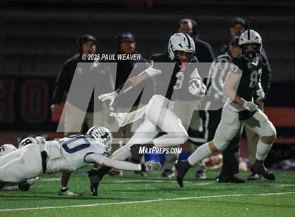 Thumbnail 3 in Hollidaysburg vs. Delaware Valley (PIAA Class 5A First Round) photogallery.