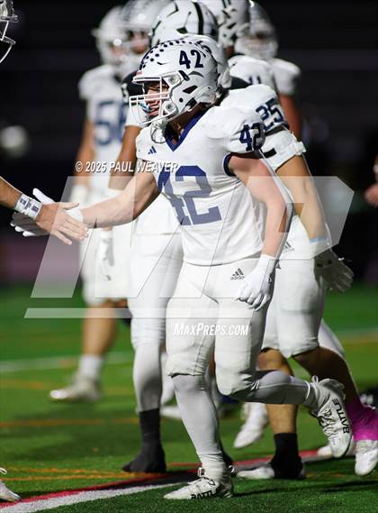 Thumbnail 2 in Hollidaysburg vs. Delaware Valley (PIAA Class 5A First Round) photogallery.