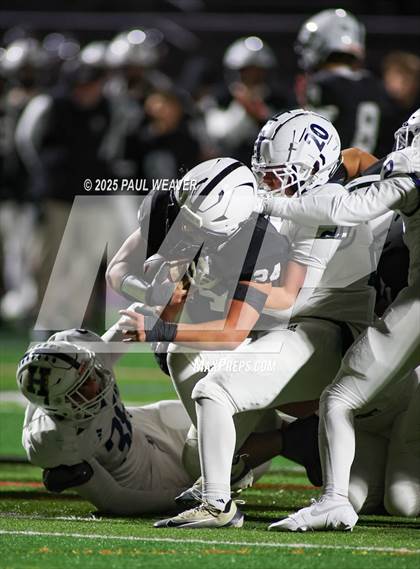 Thumbnail 3 in Hollidaysburg vs. Delaware Valley (PIAA Class 5A First Round) photogallery.