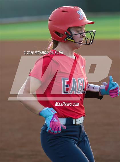 Thumbnail 1 in Bellaire @ Atascocita (UIL 6A D1 Softball Regional Semi-Final) photogallery.