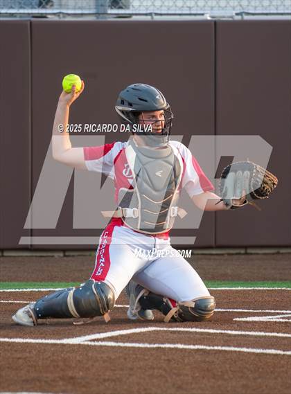 Thumbnail 3 in Bellaire @ Atascocita (UIL 6A D1 Softball Regional Semi-Final) photogallery.