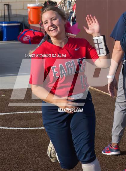 Thumbnail 2 in Bellaire @ Atascocita (UIL 6A D1 Softball Regional Semi-Final) photogallery.