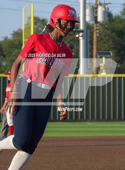 Thumbnail 1 in Bellaire @ Atascocita (UIL 6A D1 Softball Regional Semi-Final) photogallery.
