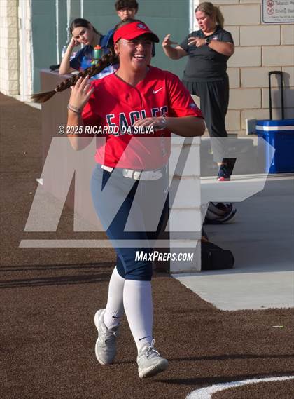 Thumbnail 1 in Bellaire @ Atascocita (UIL 6A D1 Softball Regional Semi-Final) photogallery.