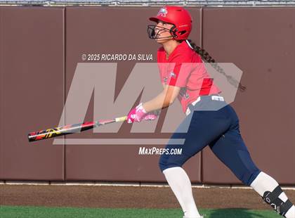 Thumbnail 1 in Bellaire @ Atascocita (UIL 6A D1 Softball Regional Semi-Final) photogallery.