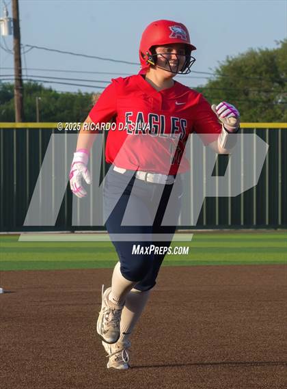 Thumbnail 3 in Bellaire @ Atascocita (UIL 6A D1 Softball Regional Semi-Final) photogallery.