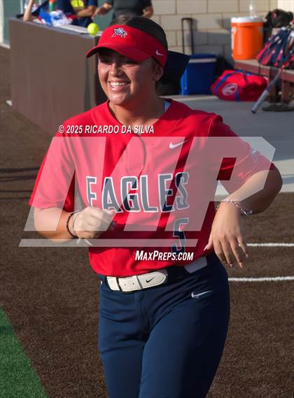 Thumbnail 2 in Bellaire @ Atascocita (UIL 6A D1 Softball Regional Semi-Final) photogallery.
