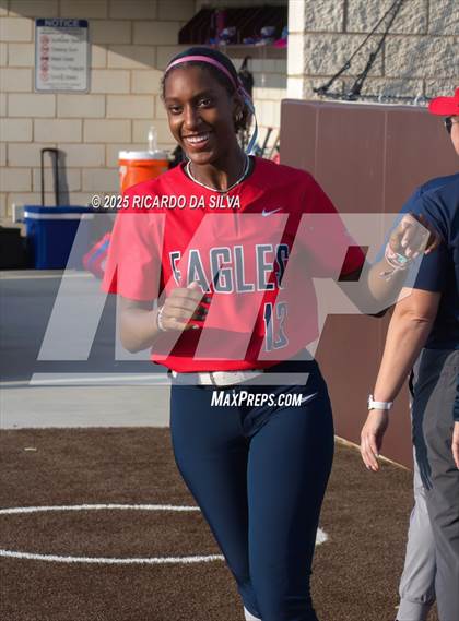 Thumbnail 2 in Bellaire @ Atascocita (UIL 6A D1 Softball Regional Semi-Final) photogallery.