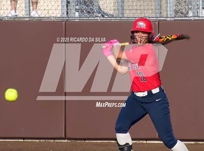Thumbnail 2 in Bellaire @ Atascocita (UIL 6A D1 Softball Regional Semi-Final) photogallery.