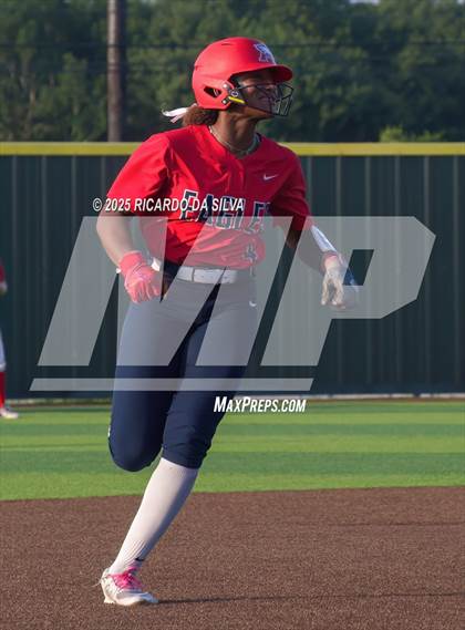 Thumbnail 2 in Bellaire @ Atascocita (UIL 6A D1 Softball Regional Semi-Final) photogallery.
