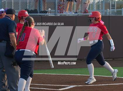 Thumbnail 3 in Bellaire @ Atascocita (UIL 6A D1 Softball Regional Semi-Final) photogallery.