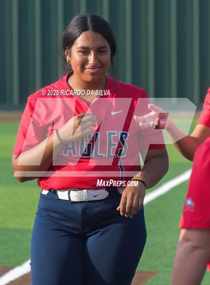 Thumbnail 1 in Bellaire @ Atascocita (UIL 6A D1 Softball Regional Semi-Final) photogallery.