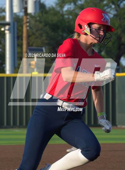 Thumbnail 2 in Bellaire @ Atascocita (UIL 6A D1 Softball Regional Semi-Final) photogallery.