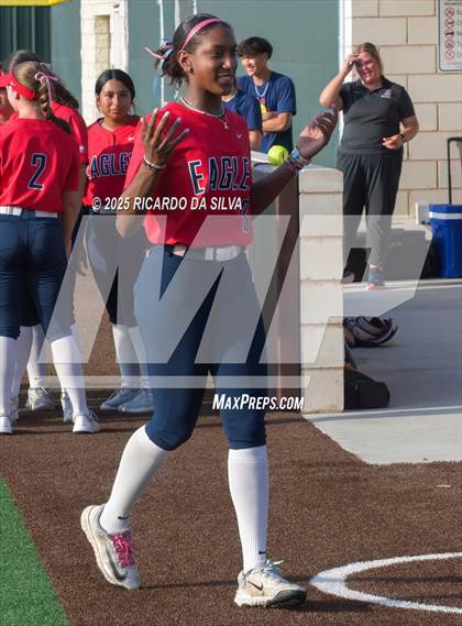 Thumbnail 1 in Bellaire @ Atascocita (UIL 6A D1 Softball Regional Semi-Final) photogallery.