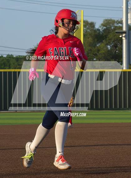 Thumbnail 2 in Bellaire @ Atascocita (UIL 6A D1 Softball Regional Semi-Final) photogallery.
