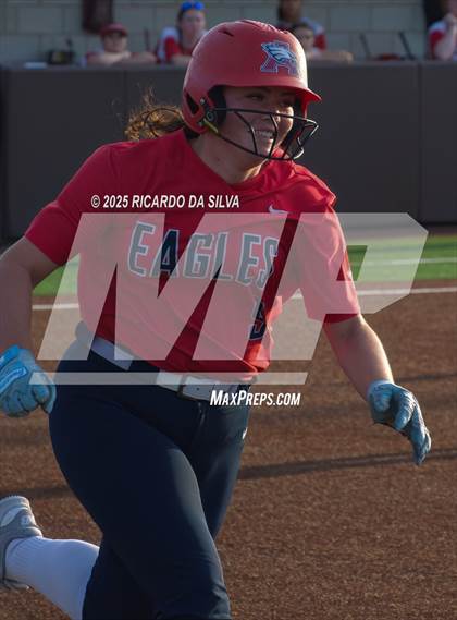 Thumbnail 3 in Bellaire @ Atascocita (UIL 6A D1 Softball Regional Semi-Final) photogallery.