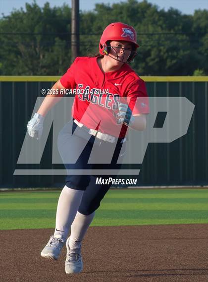 Thumbnail 3 in Bellaire @ Atascocita (UIL 6A D1 Softball Regional Semi-Final) photogallery.