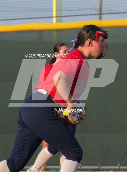 Thumbnail 3 in Bellaire @ Atascocita (UIL 6A D1 Softball Regional Semi-Final) photogallery.