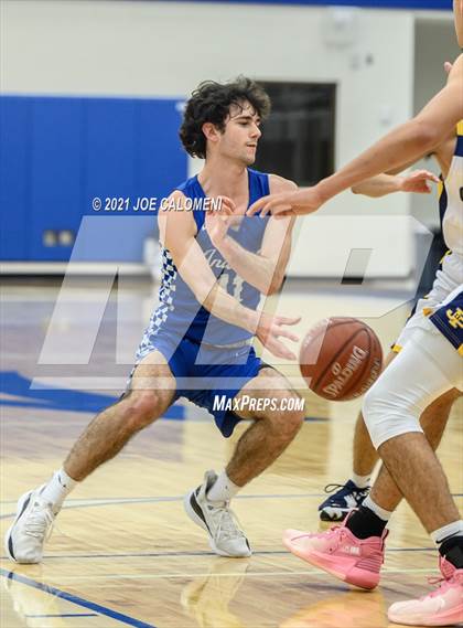 Thumbnail 2 in Anderson vs John Paul II (Spurs High School Showcase) photogallery.