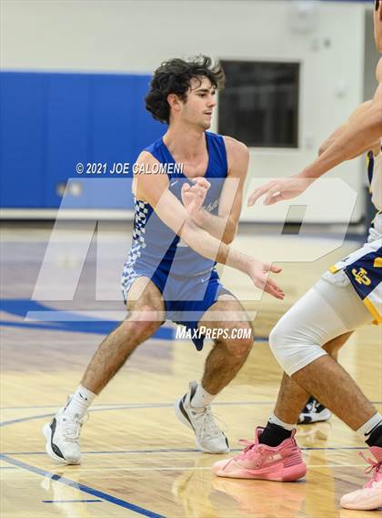 Thumbnail 3 in Anderson vs John Paul II (Spurs High School Showcase) photogallery.