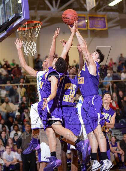 Thumbnail 2 in HCYA vs. Word of God Christian Academy (HighSchoolOT.com Holiday Invitational) photogallery.