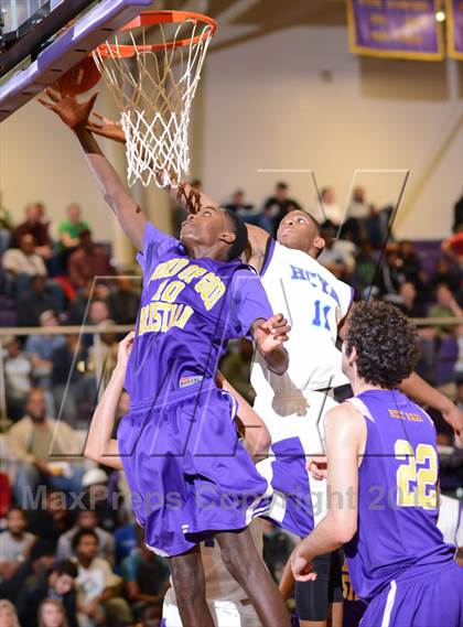 Thumbnail 3 in HCYA vs. Word of God Christian Academy (HighSchoolOT.com Holiday Invitational) photogallery.