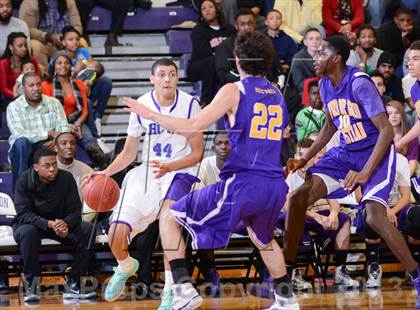 Thumbnail 1 in HCYA vs. Word of God Christian Academy (HighSchoolOT.com Holiday Invitational) photogallery.