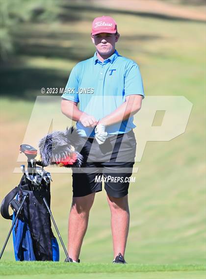 Thumbnail 3 in AIA DII Boys State Golf Championship photogallery.
