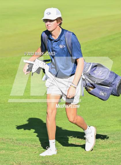 Thumbnail 3 in AIA DII Boys State Golf Championship photogallery.