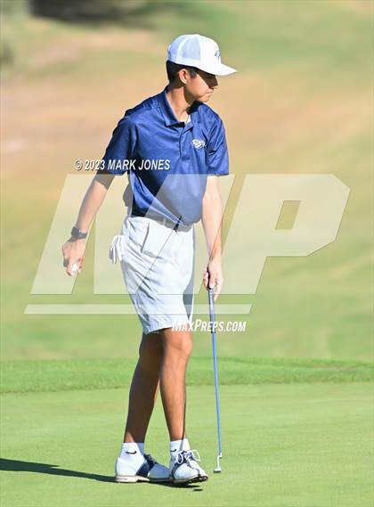 Thumbnail 1 in AIA DII Boys State Golf Championship photogallery.