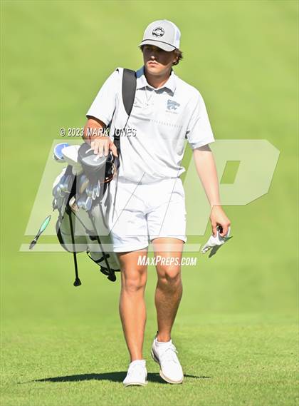 Thumbnail 1 in AIA DII Boys State Golf Championship photogallery.