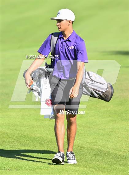 Thumbnail 2 in AIA DII Boys State Golf Championship photogallery.