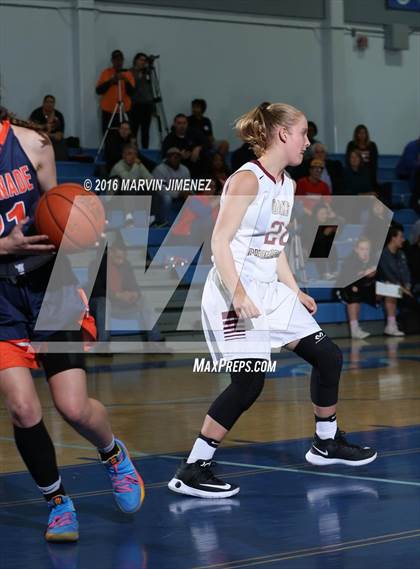 Thumbnail 3 in Oaks Christian vs Chaminade photogallery.