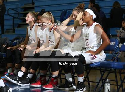 Thumbnail 1 in Oaks Christian vs Chaminade photogallery.