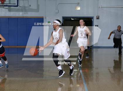 Thumbnail 2 in Oaks Christian vs Chaminade photogallery.