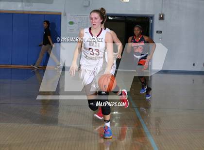 Thumbnail 3 in Oaks Christian vs Chaminade photogallery.