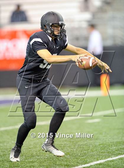 Thumbnail 2 in Bellarmine Prep vs. Bonney Lake (Emerald City Classic) photogallery.