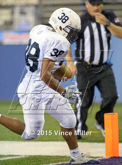Thumbnail 2 in Bellarmine Prep vs. Bonney Lake (Emerald City Classic) photogallery.