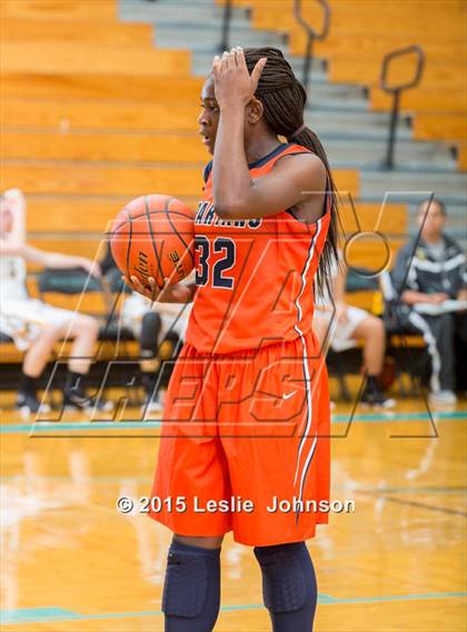 Thumbnail 1 in Brennan vs Seven Lakes (McDonald's Texas Invitational) photogallery.