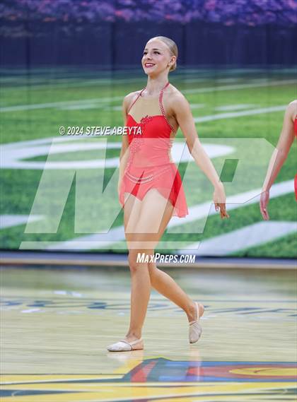 Thumbnail 1 in Valor Christian (CHSAA 5A State Spirit Championships) photogallery.