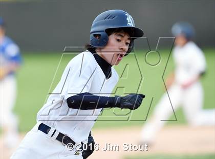 Thumbnail 1 in Edgemont @ Keio Academy (Section 1 Class B Quarterfinal) photogallery.