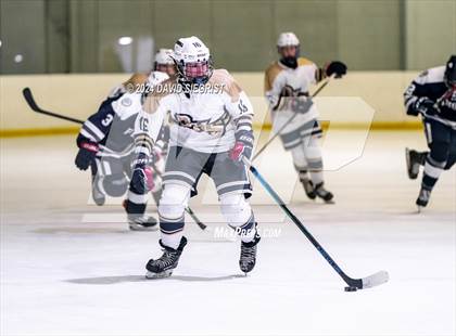 Thumbnail 1 in Oak Knoll @ Pingry photogallery.