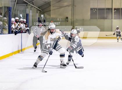 Thumbnail 2 in Oak Knoll @ Pingry photogallery.
