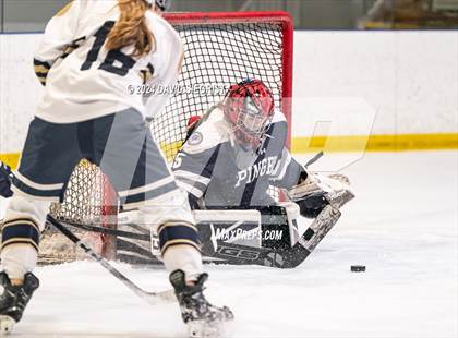 Thumbnail 3 in Oak Knoll @ Pingry photogallery.