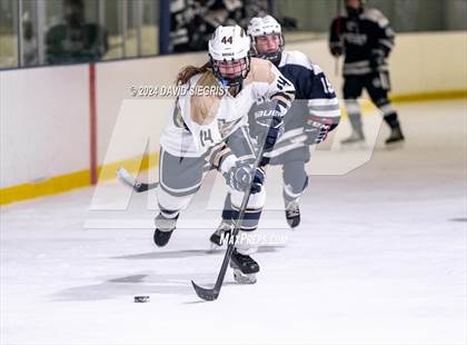 Thumbnail 3 in Oak Knoll @ Pingry photogallery.